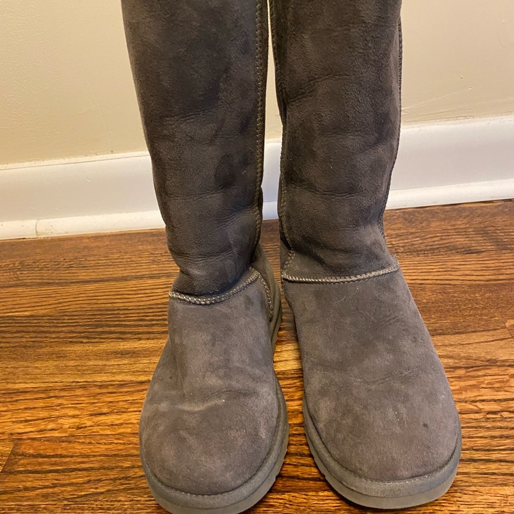 Ugg Classic Boot - image 4